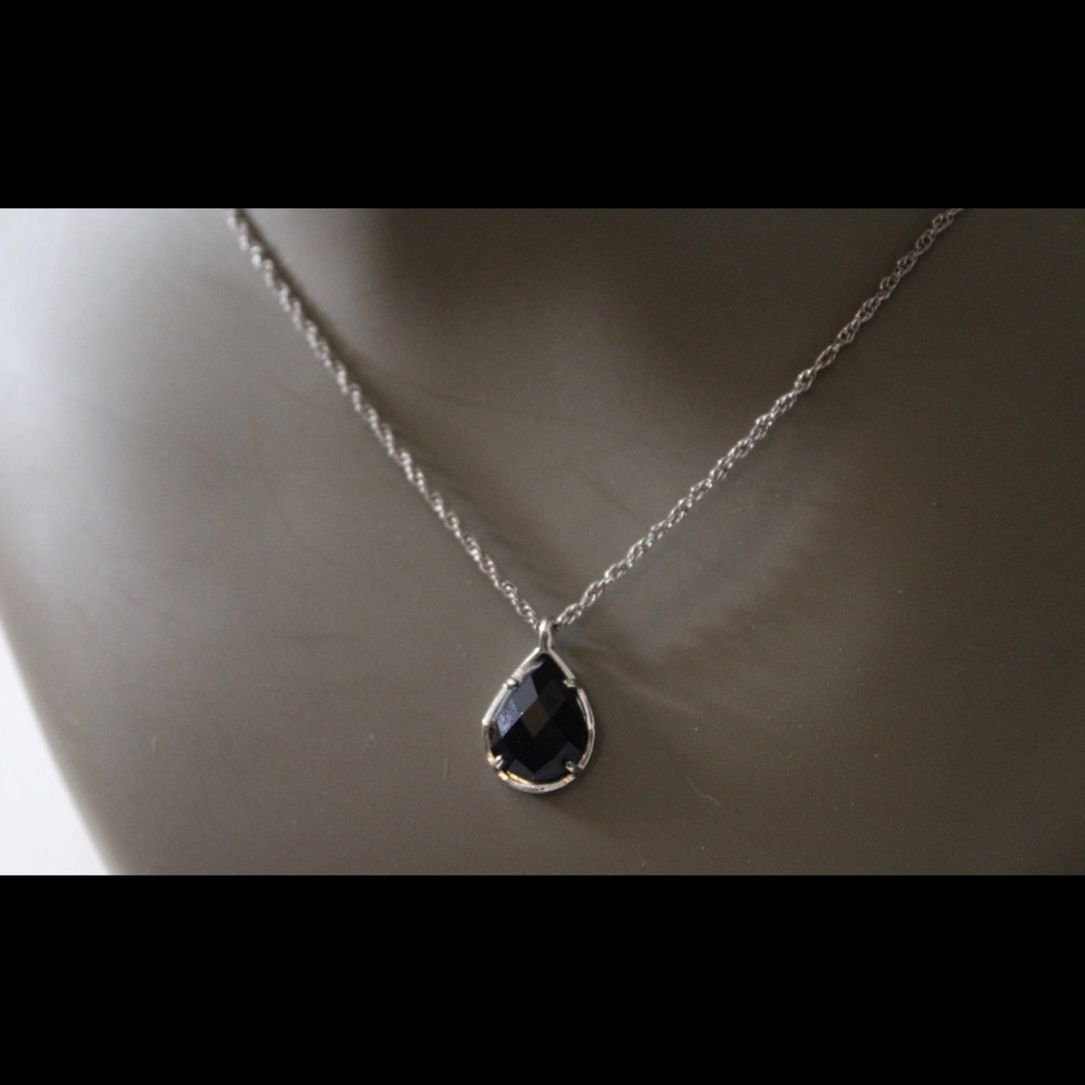 Kendra Scoot Kiri Teardrop Necklace